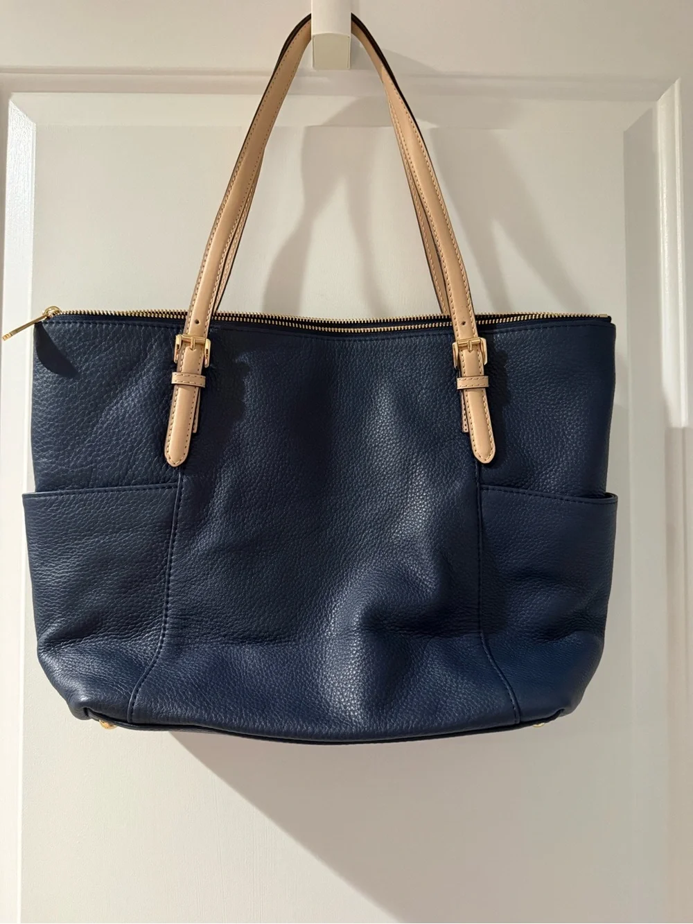 Michael Kors Jet Set East West Top Zip Tote NWOT